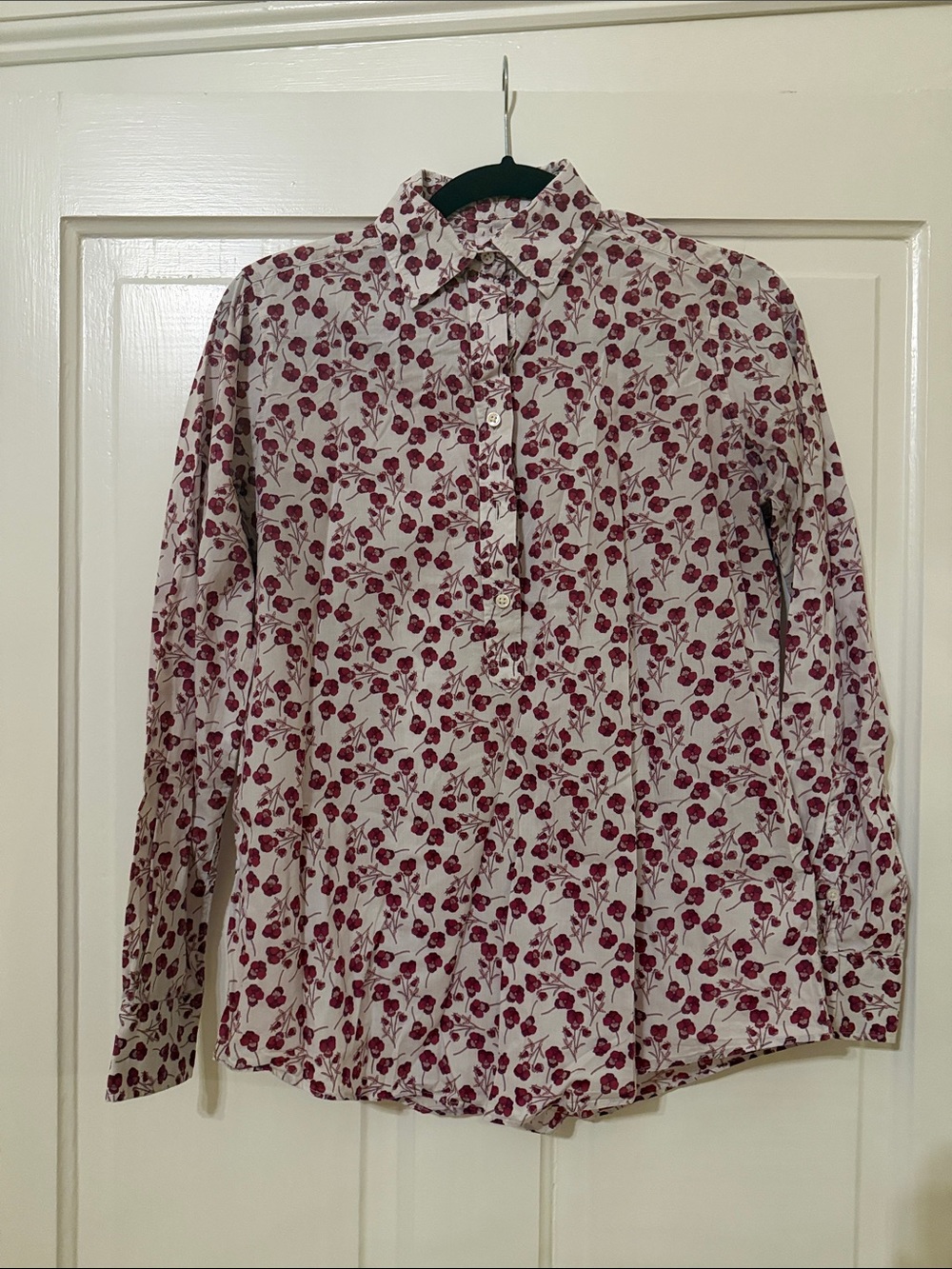 ANN MASHBURN White Button-Down with Red Floral Print